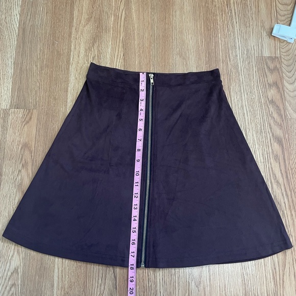 Charlotte Russe Faux Suede Brown Zipper A-line Skirt - Picture 7 of 9